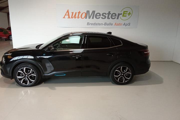Sort Citroën ë-C4 X fra 2023