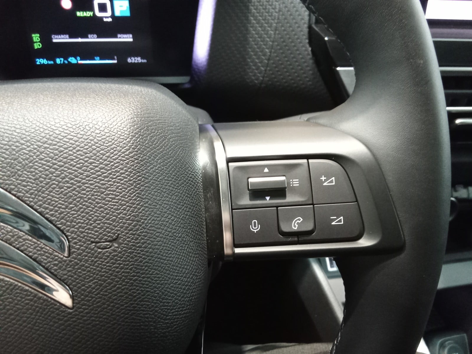 Sort Citroën ë-C4 X fra 2023