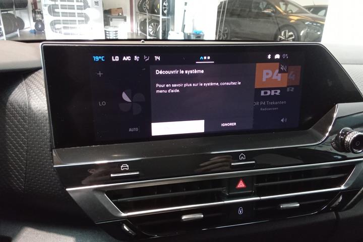 Sort Citroën ë-C4 X fra 2023