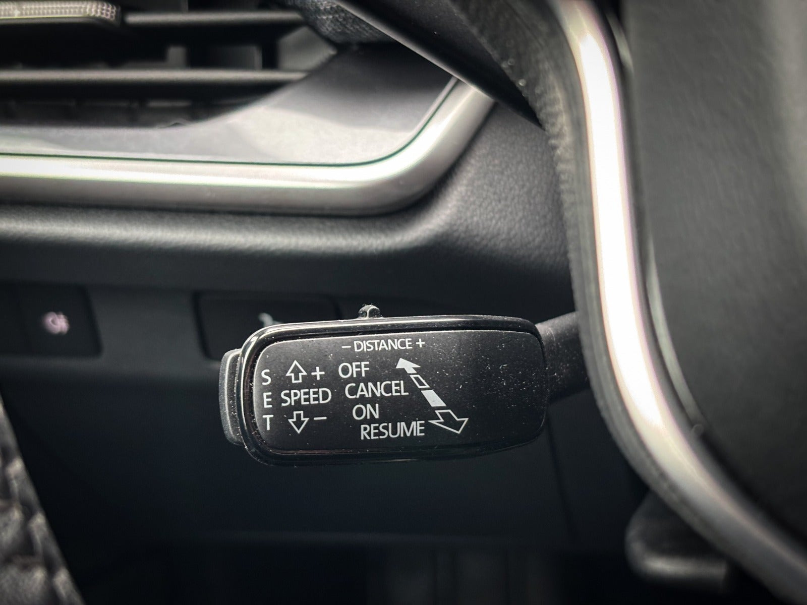 Grå Skoda Elroq fra 2025