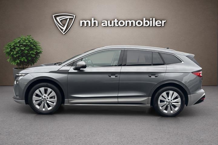 Grå Skoda Enyaq fra 2026