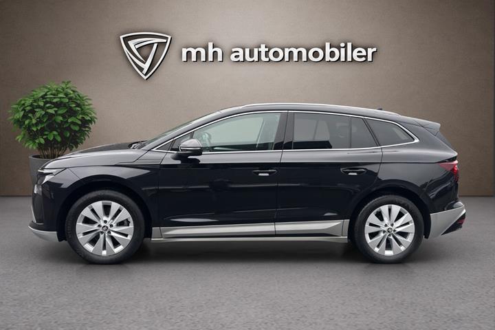 Sort Skoda Enyaq fra 2026