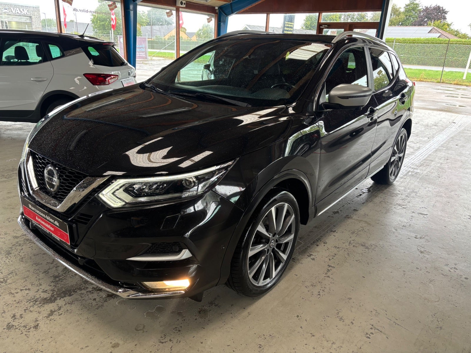 Sort Nissan Qashqai fra 2019