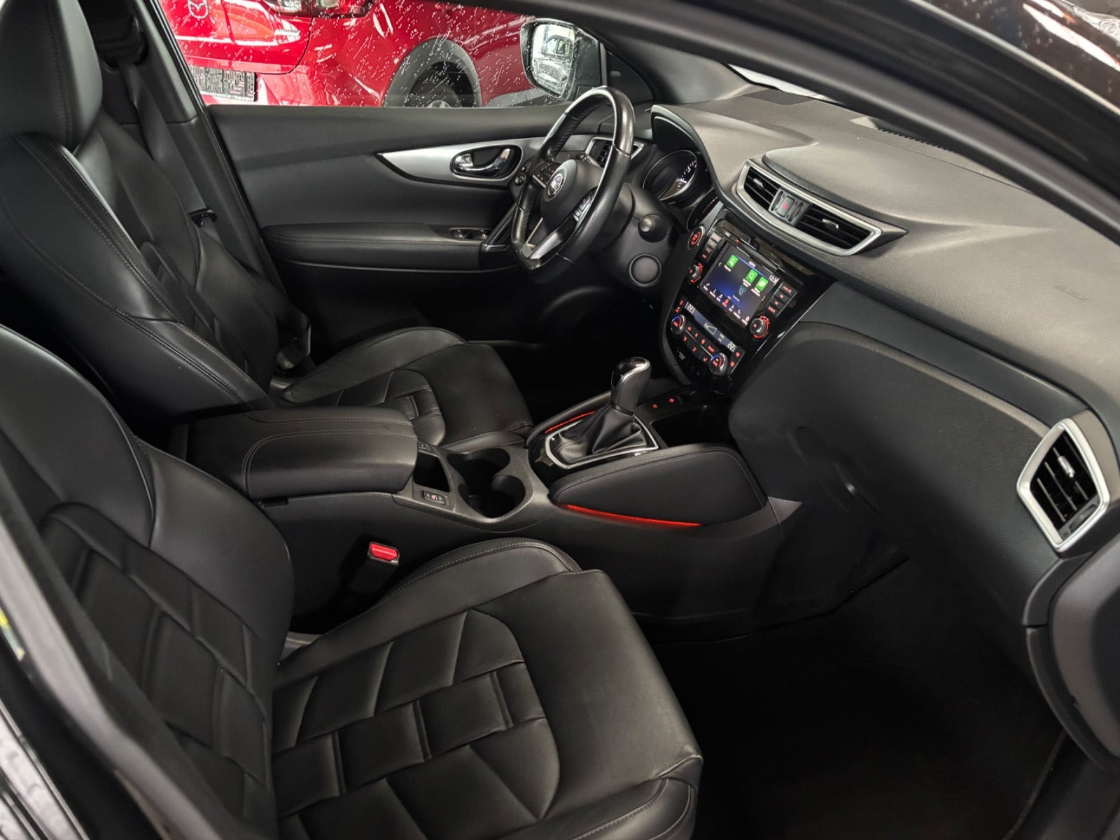 Sort Nissan Qashqai fra 2019