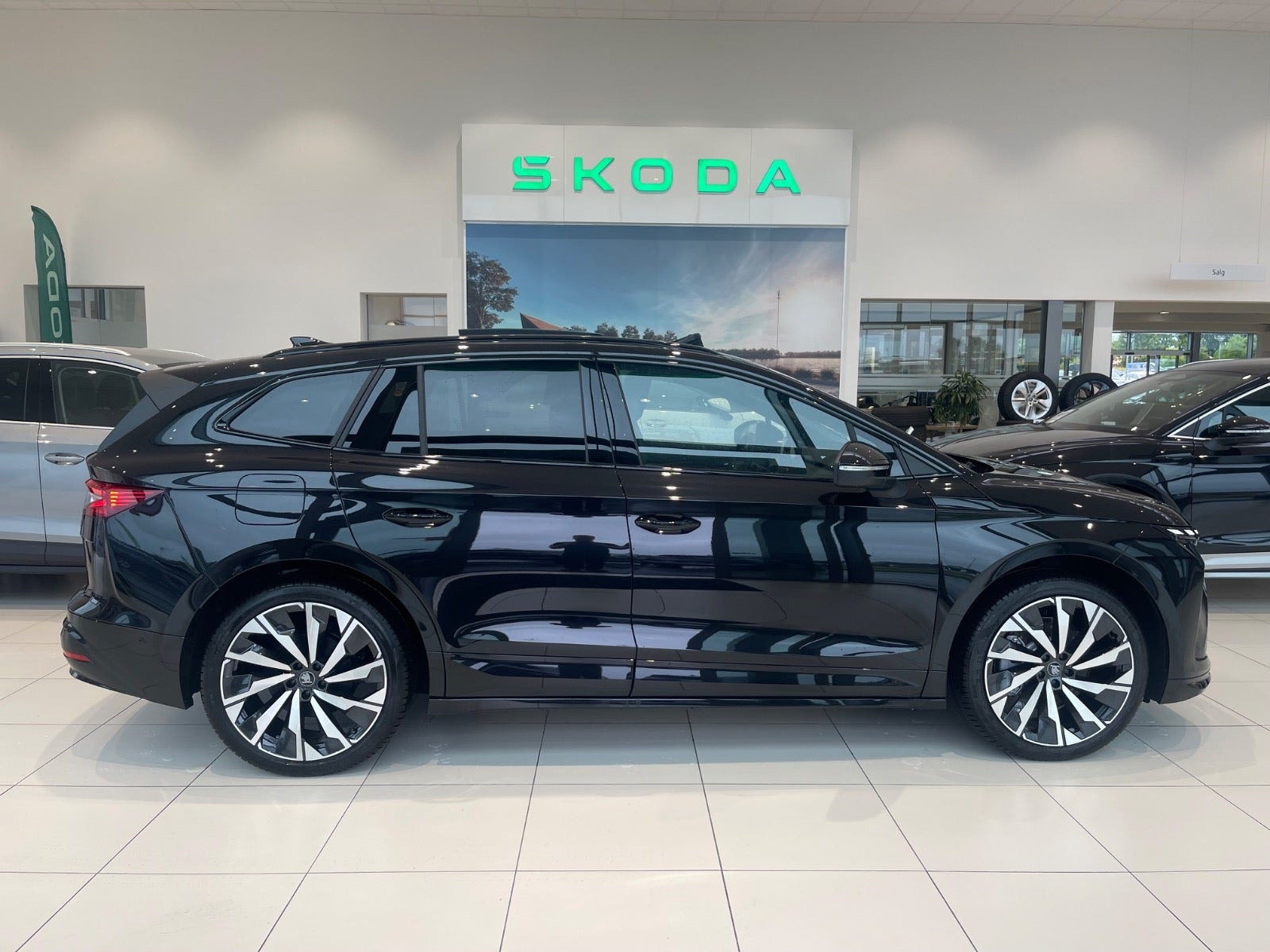 Sort Skoda Enyaq fra 2027
