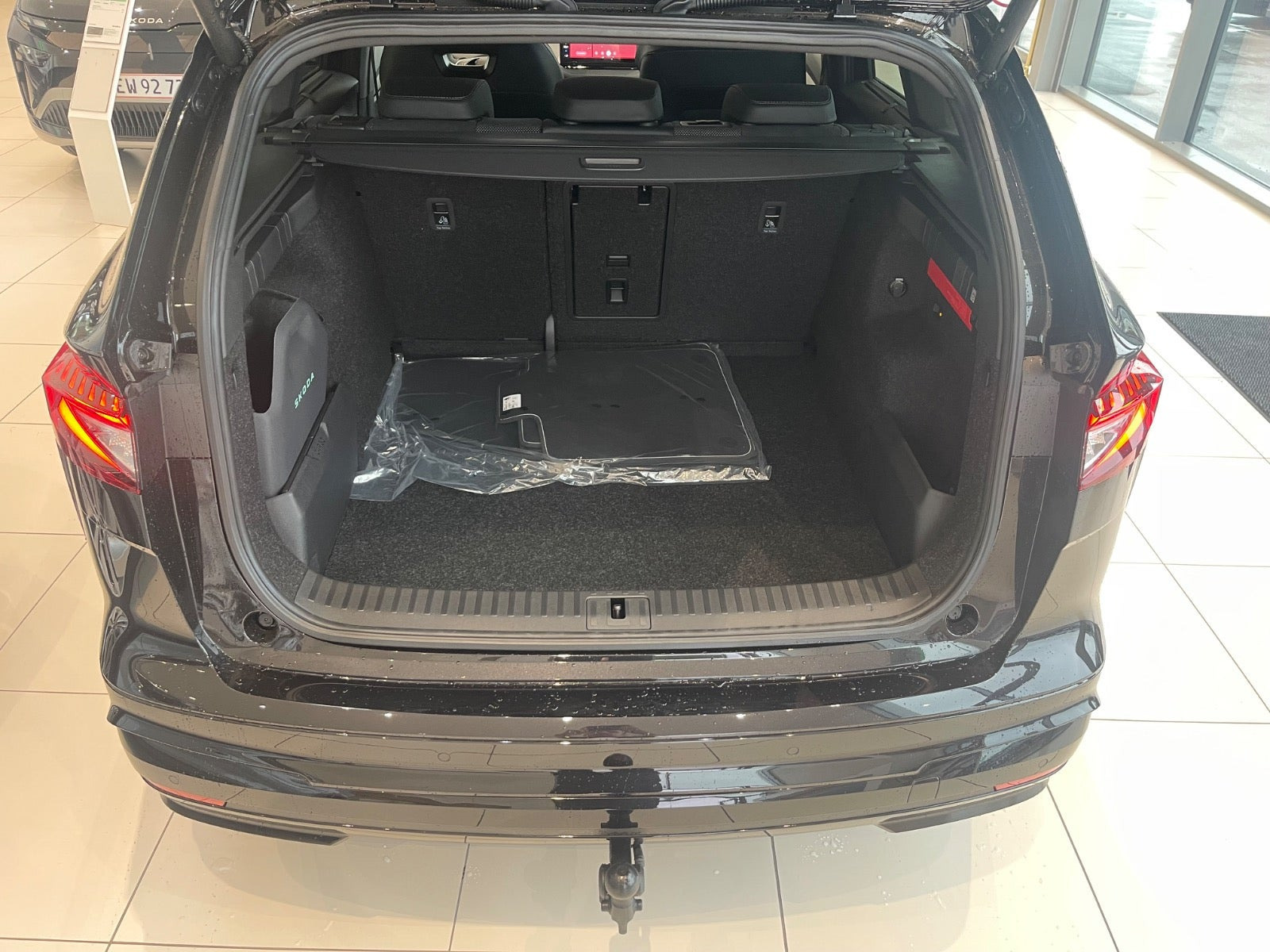 Sort Skoda Enyaq fra 2027