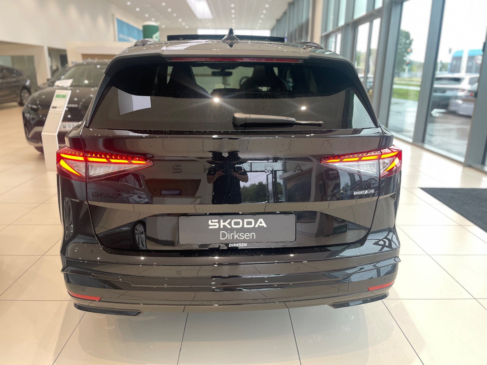 Sort Skoda Enyaq fra 2027