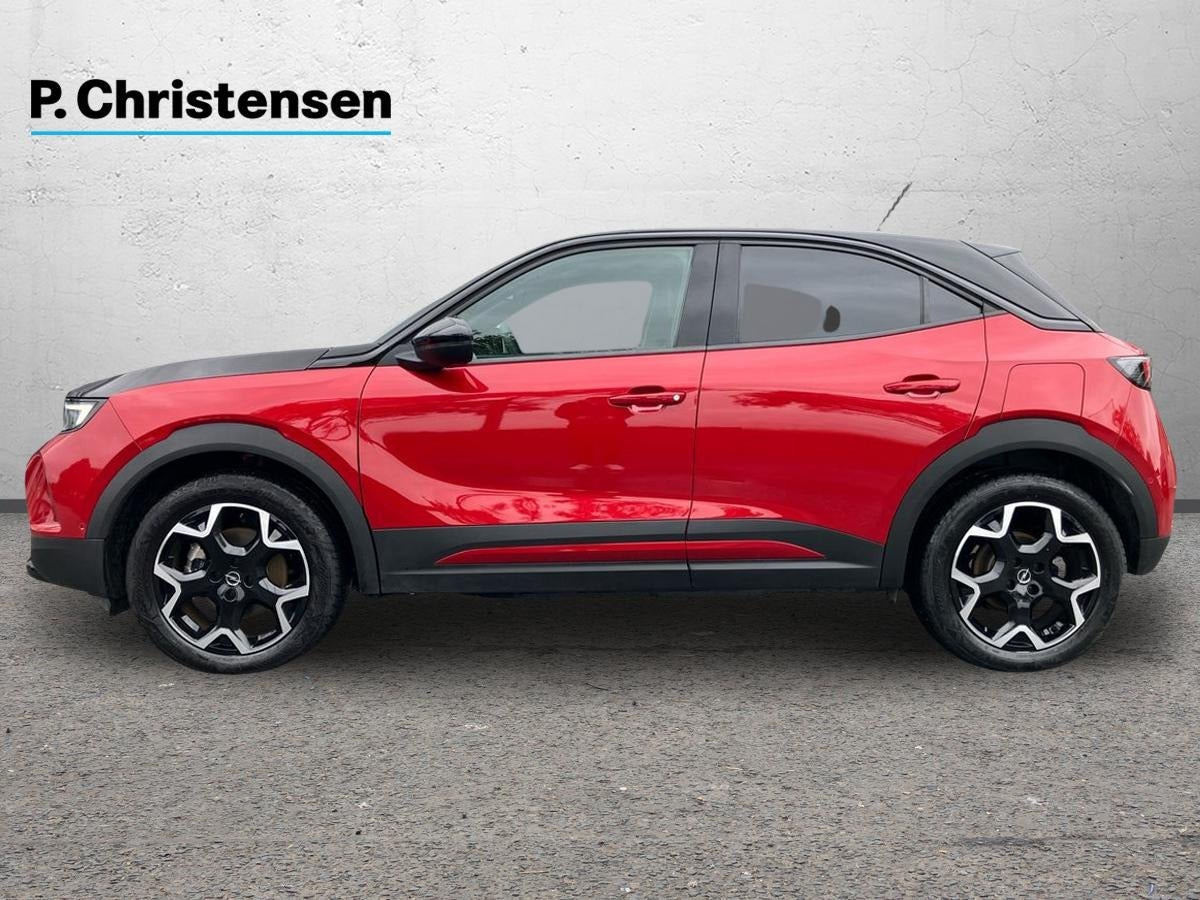 Rød Opel Mokka-e fra 2023