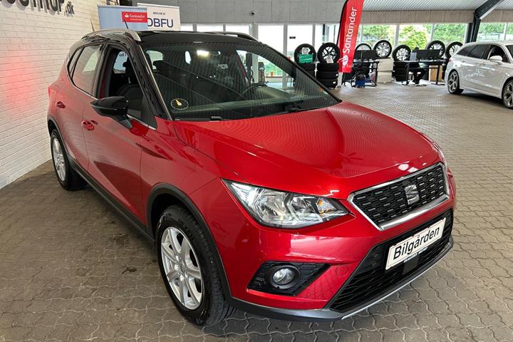 Rød Seat Arona fra 2019