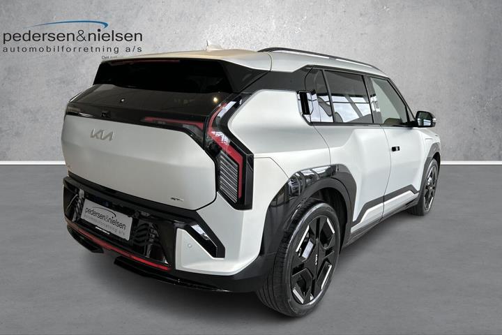 Grå Kia EV3 fra 2025