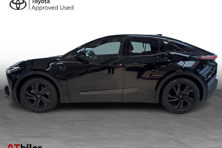 Sort Toyota C-HR+ fra 2026