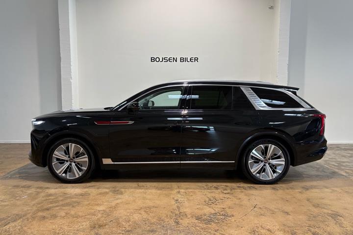 Sort Hongqi E-HS9 fra 2023
