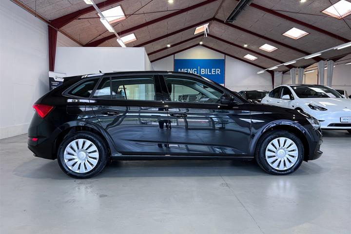 Sort Skoda Scala fra 2021