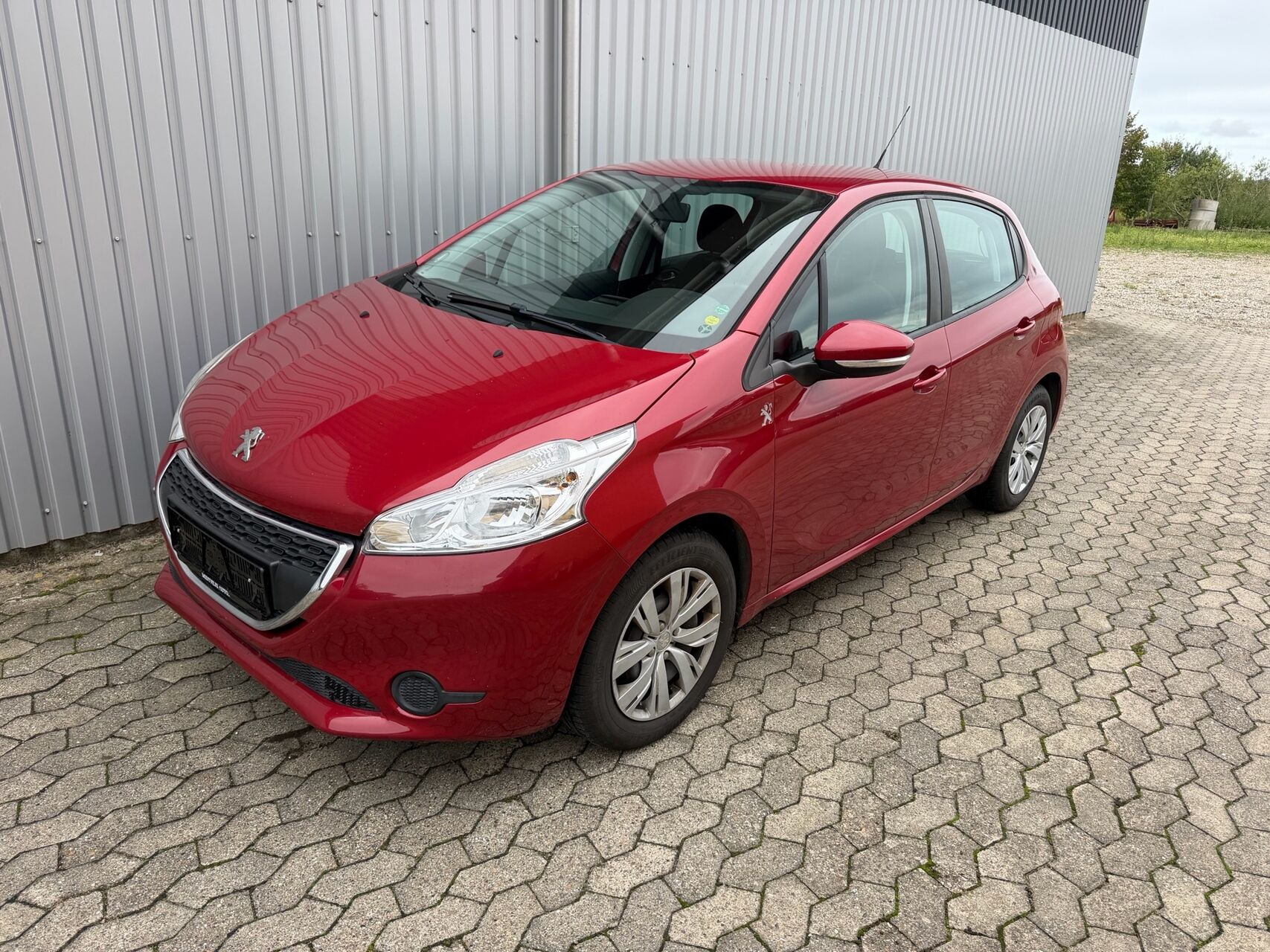 Peugeot 208 1,0 VTi Excite White 68HK 5d