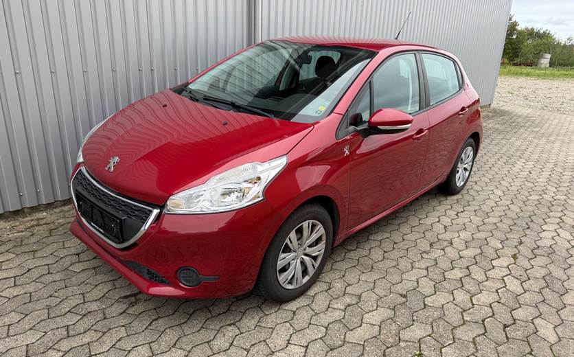 Peugeot 208 1,0 VTi Excite White 68HK 5d