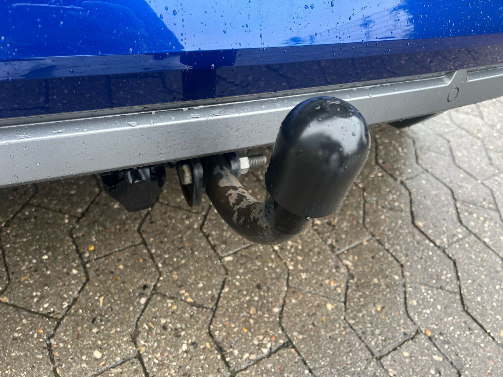 Blå Renault Clio fra 2023