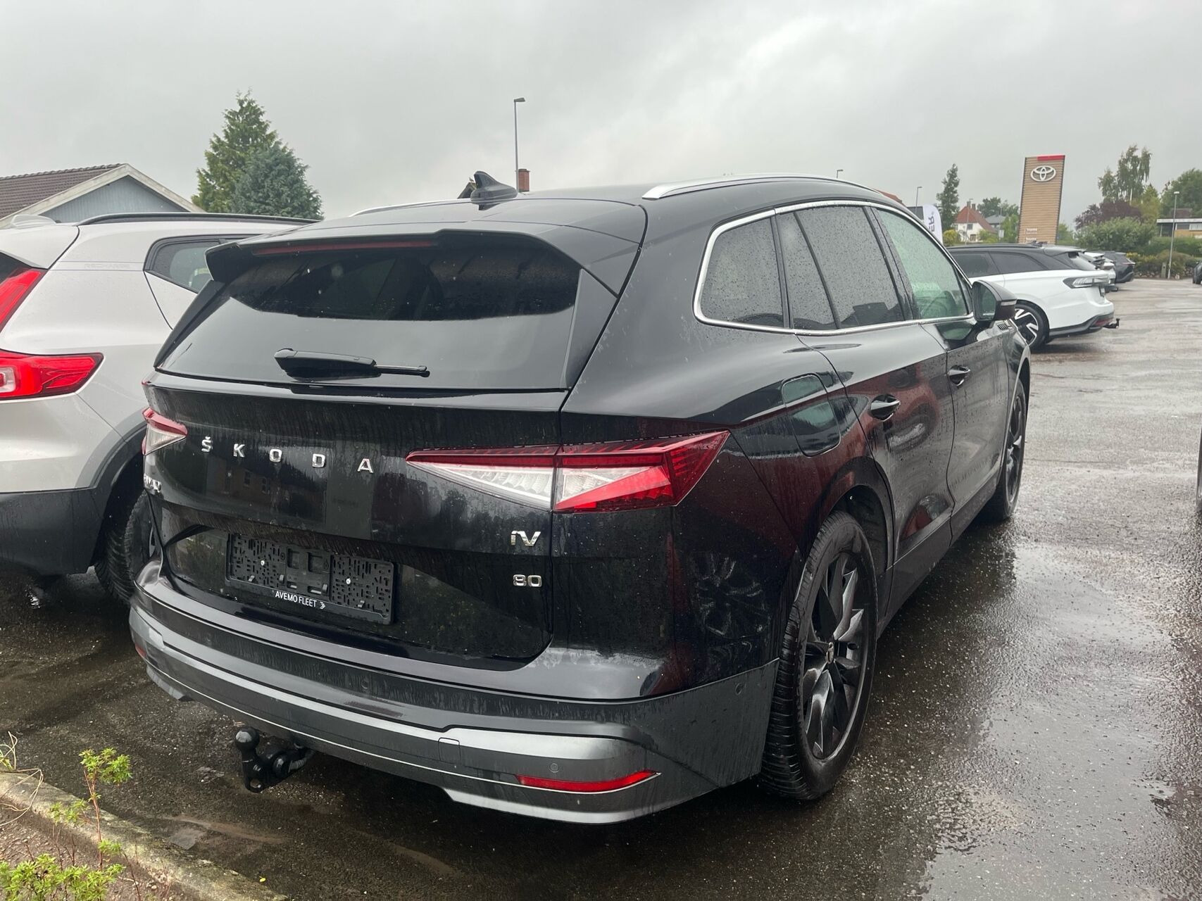 Sort Skoda Enyaq fra 2024