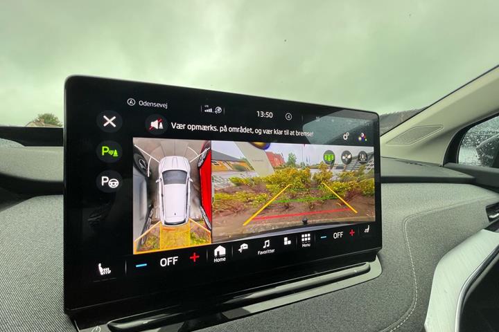 Sort Skoda Enyaq fra 2024
