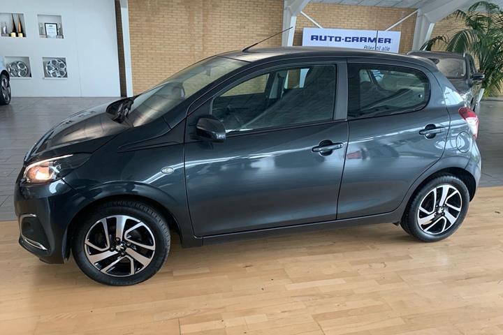 Grå Peugeot 108 fra 2019
