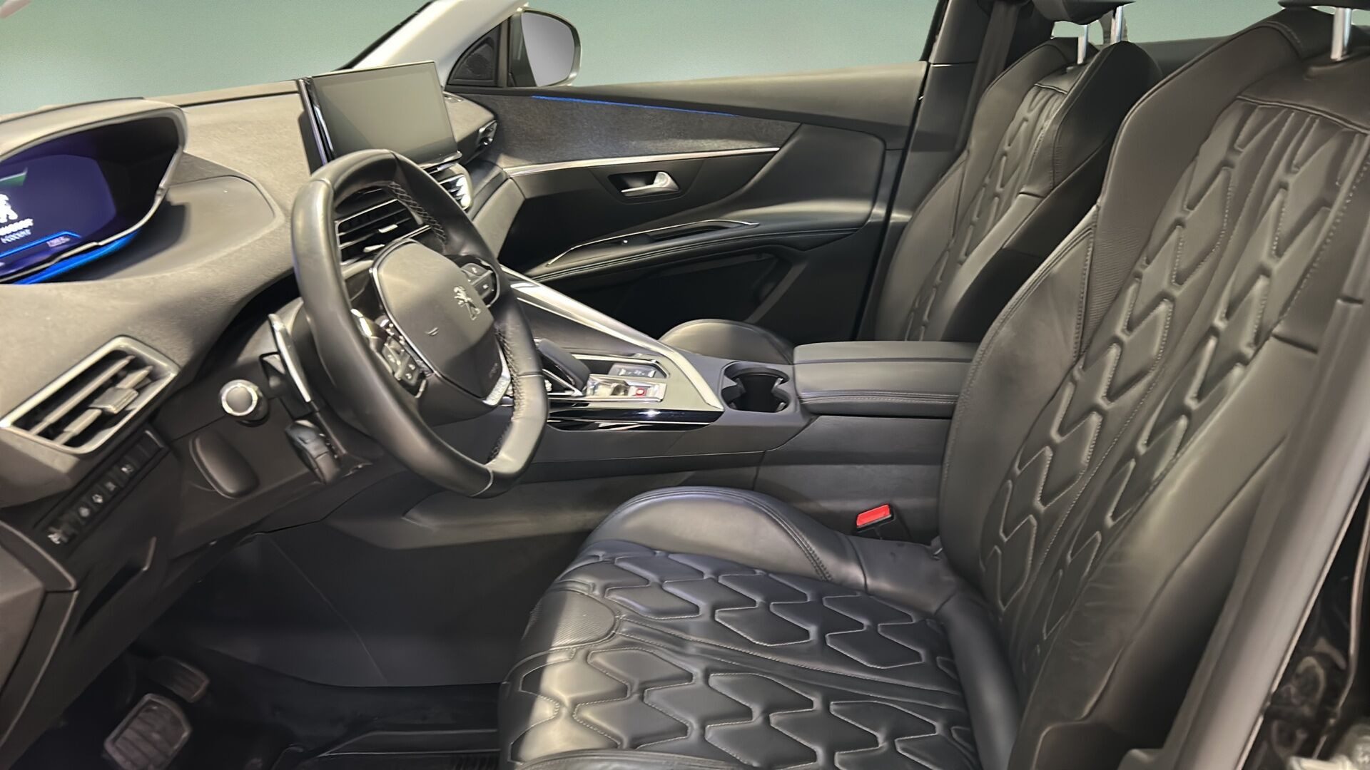Sort Peugeot 3008 fra 2022