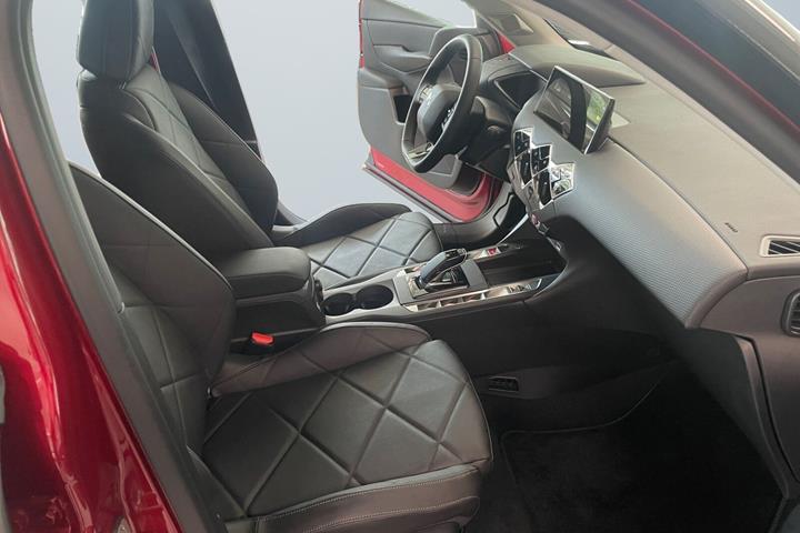 Rød DS DS3 Crossback fra 2025