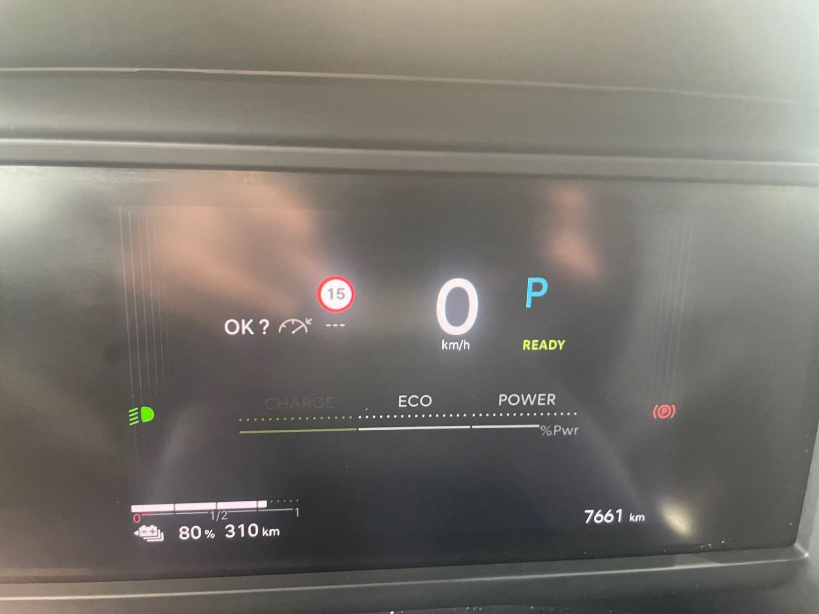 Blå Citroën ë-C4 X fra 2025