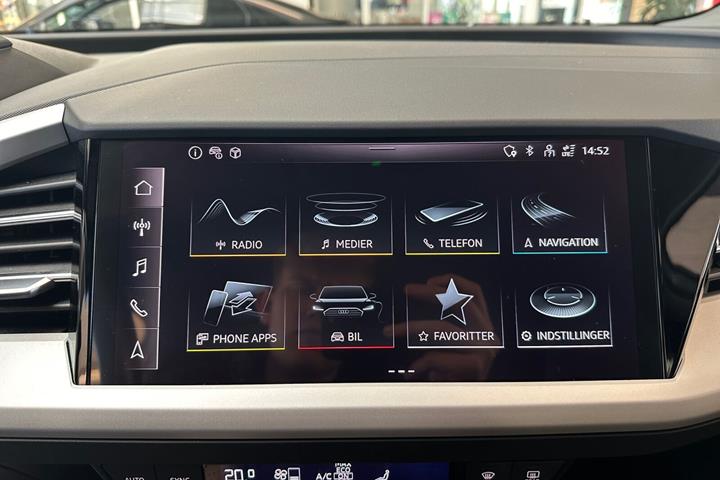 Hvid Audi Q4 fra 2023