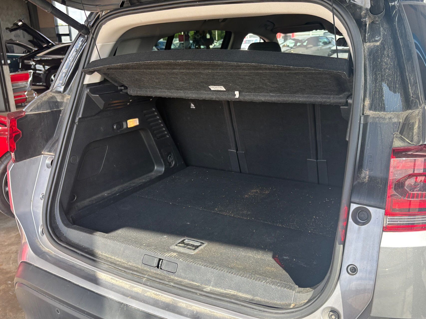 Grå Citroën C5 Aircross fra 2024