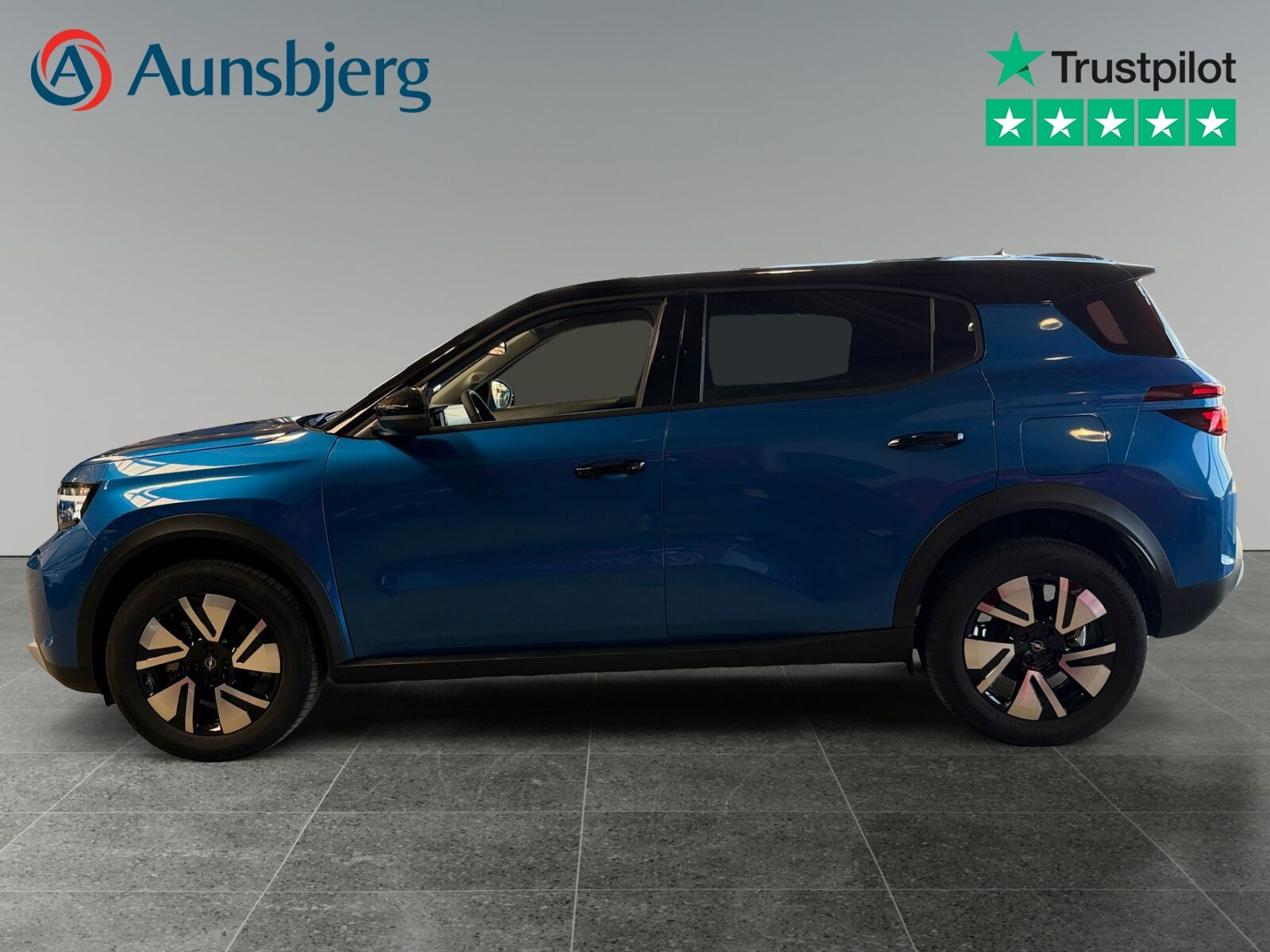 Blå Opel Frontera fra 2025