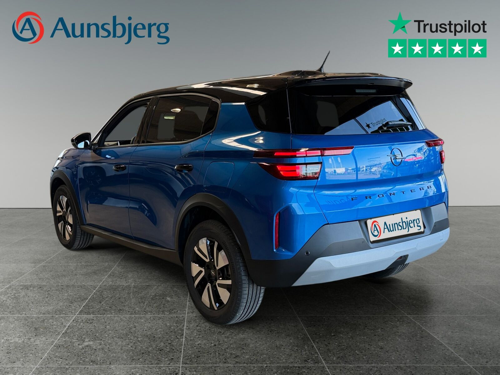 Blå Opel Frontera fra 2025