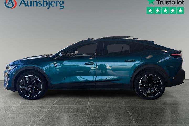 Blå Peugeot e-408 fra 2025