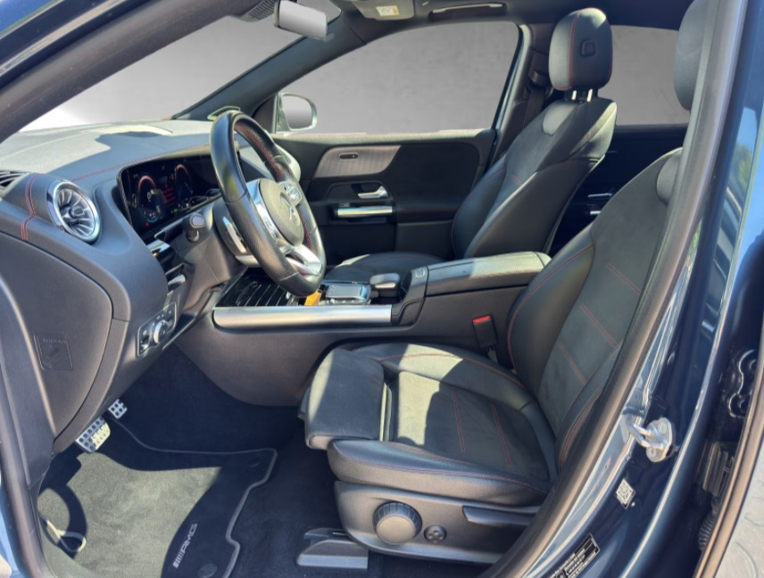 Blå Mercedes EQA250+ fra 2022