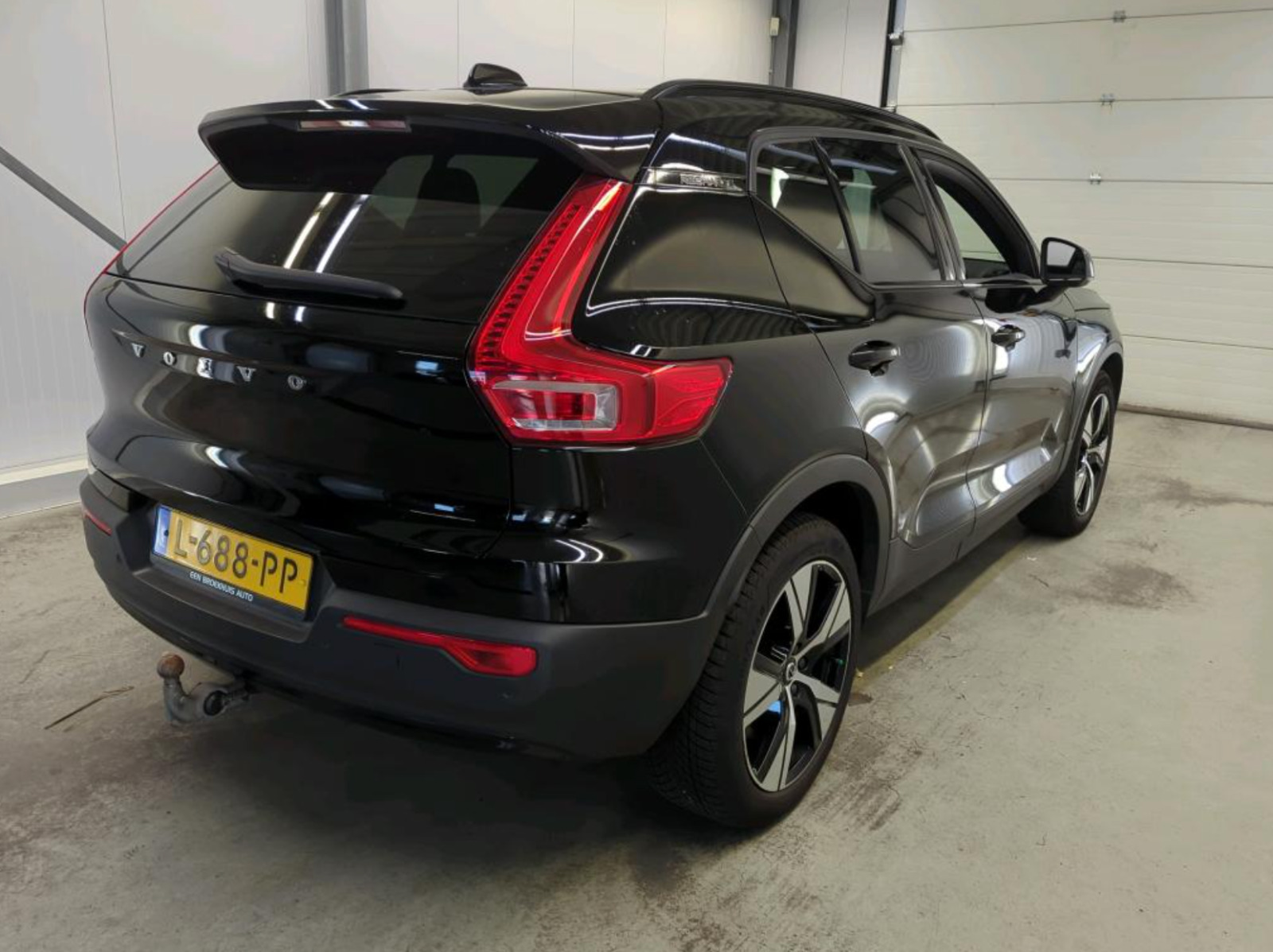 Sort Volvo XC40 fra 2021