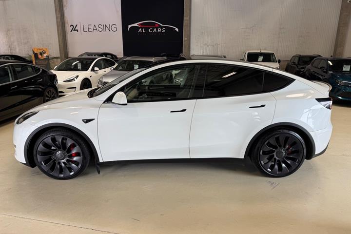 undefined Tesla Model Y fra 2022
