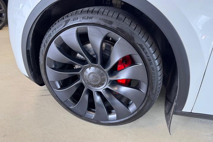 undefined Tesla Model Y fra 2022