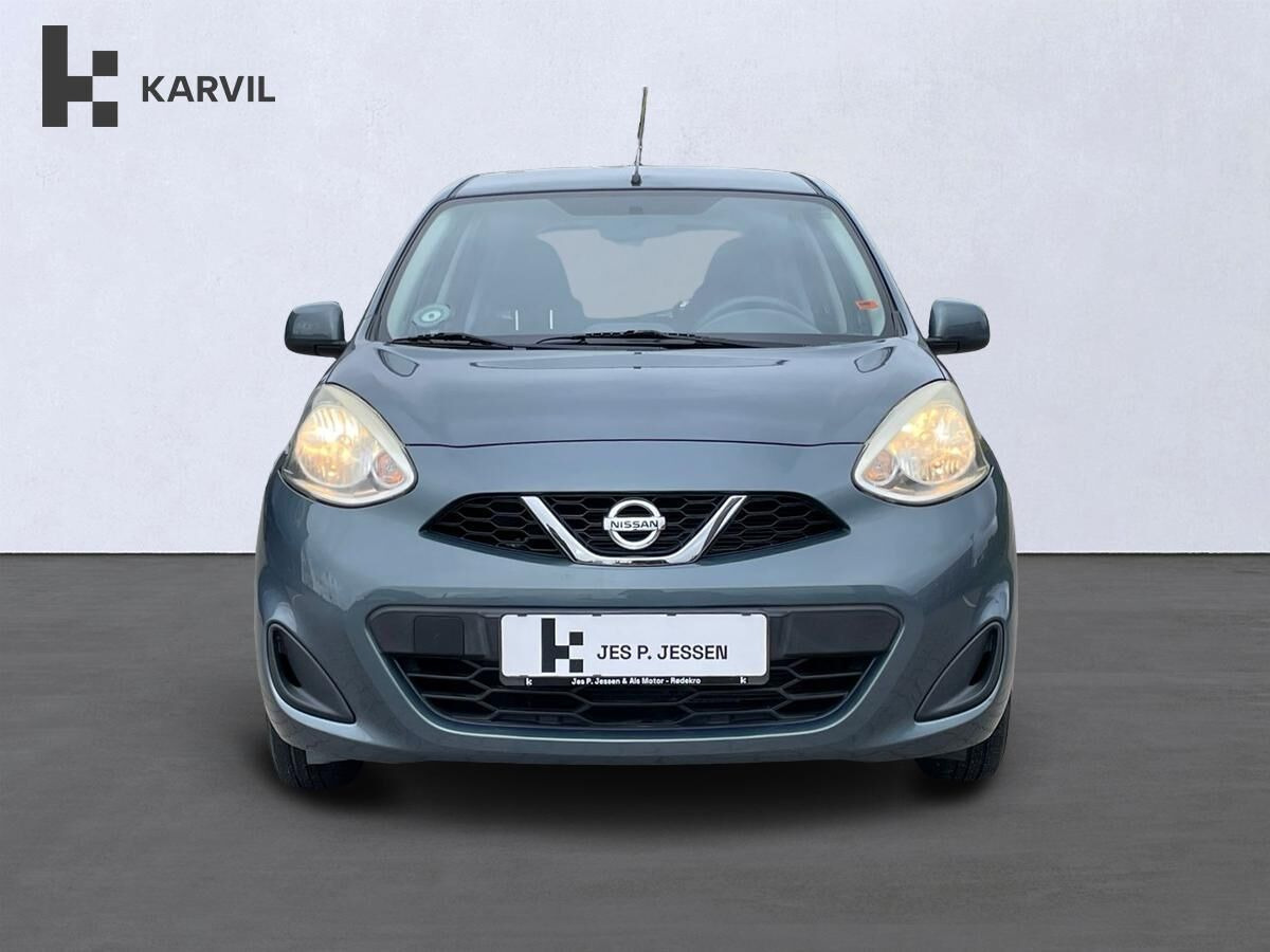 Grøn Nissan Micra fra 2015