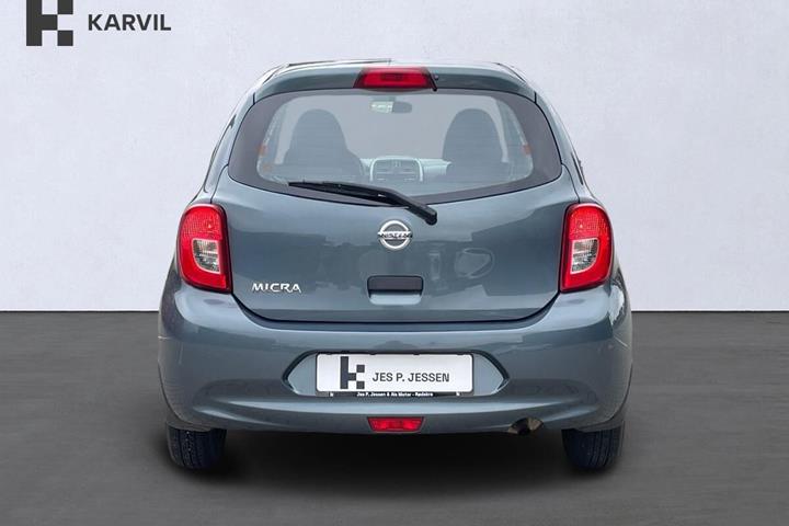 Grøn Nissan Micra fra 2015