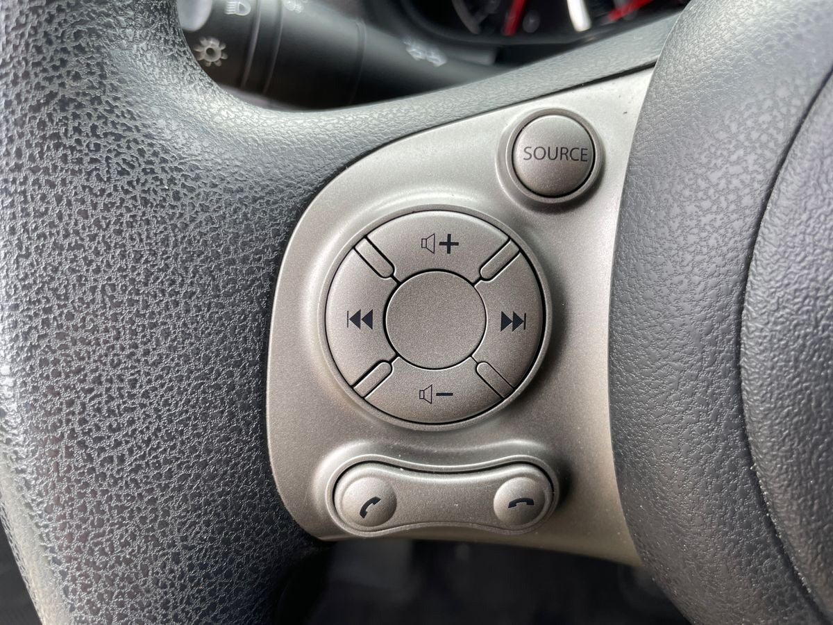 Grøn Nissan Micra fra 2015