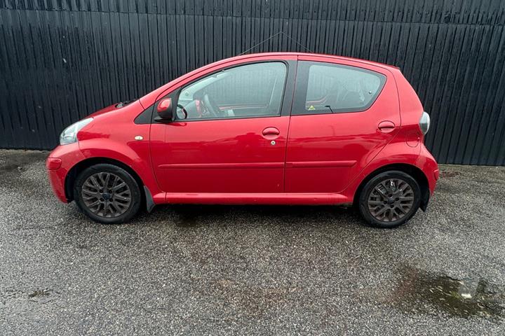 undefined Toyota Aygo fra 2010