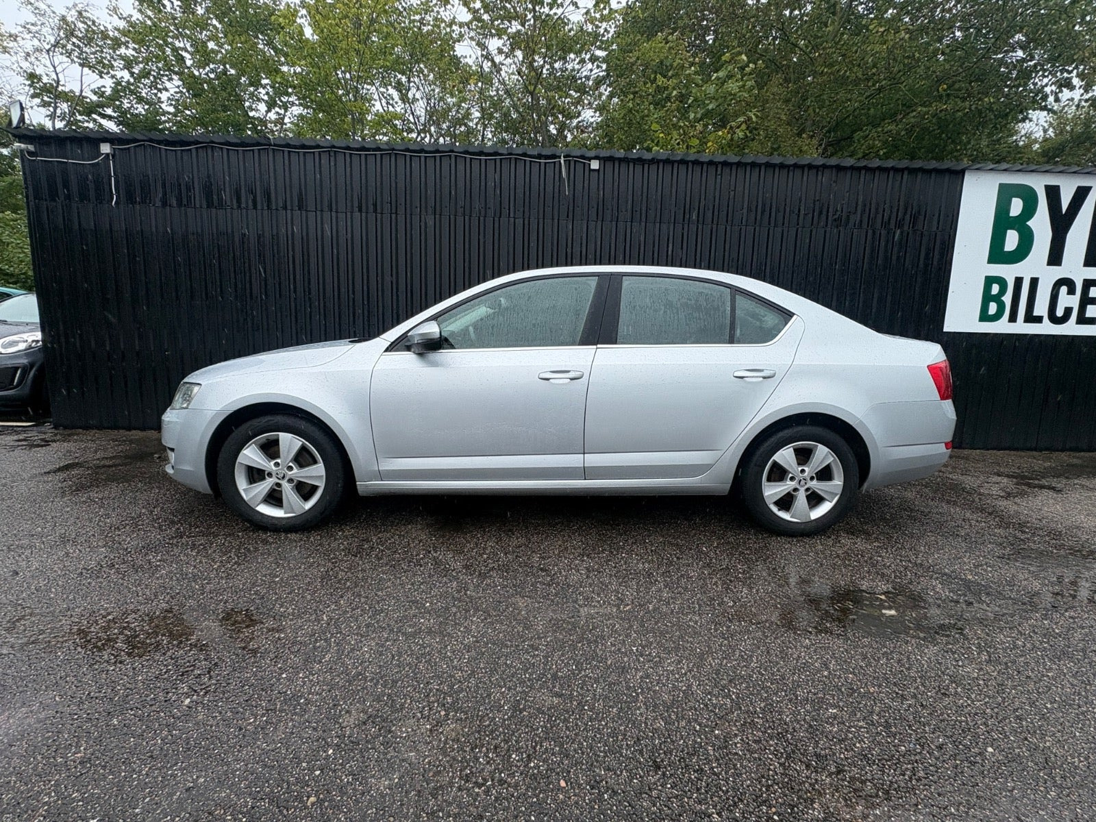 Skoda Octavia 1,6 TDi 105 Elegance DSG