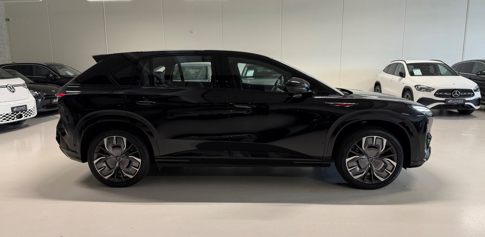 Sort Hongqi EHS7 fra 2025