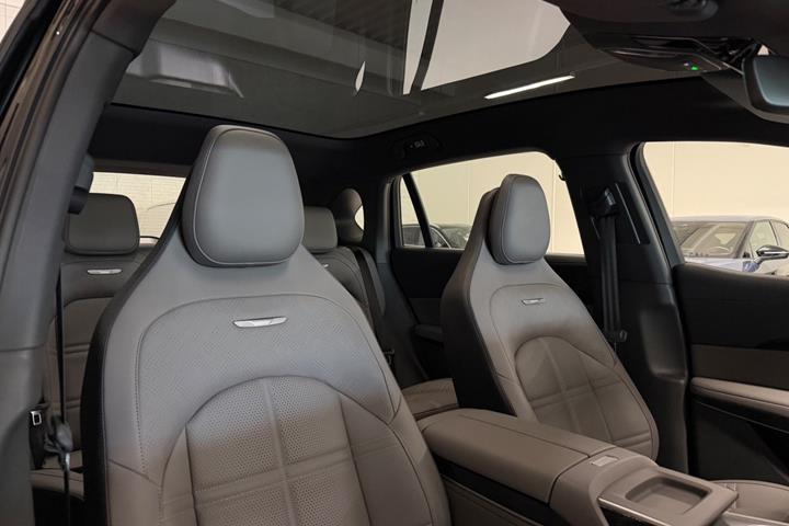 Sort Hongqi EHS7 fra 2025