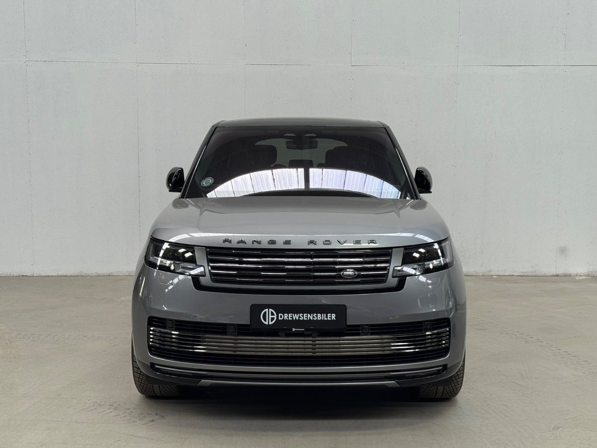 Grå Land Rover Range Rover fra 2023