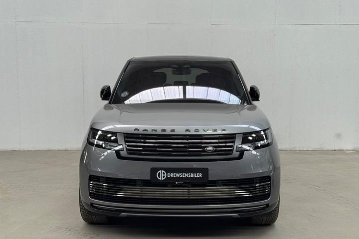 Grå Land Rover Range Rover fra 2023