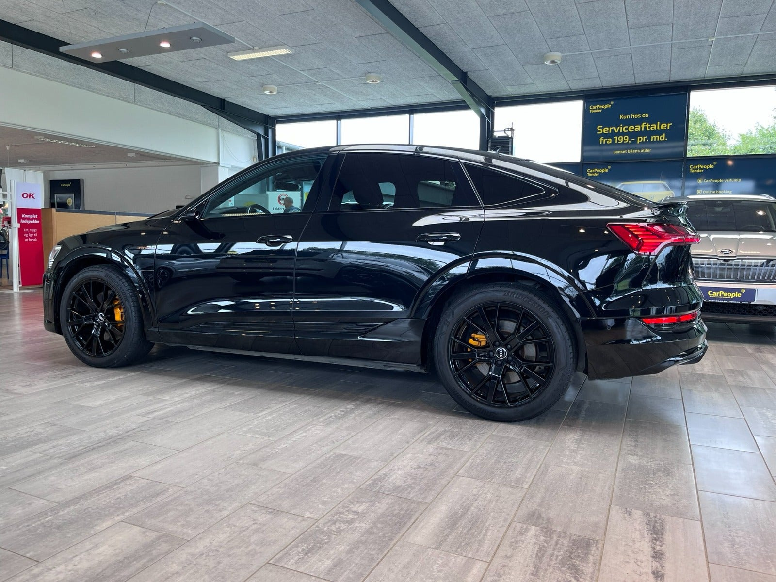 Sort Audi e-tron fra 2022