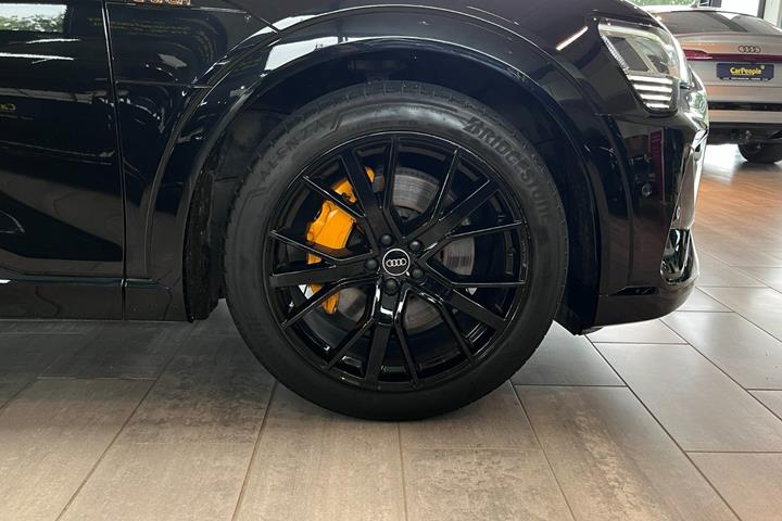 Sort Audi e-tron fra 2022