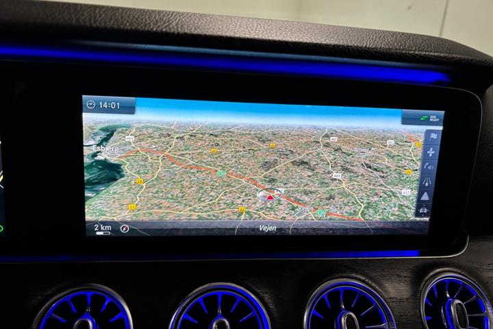 Sort Mercedes E220 d fra 2016