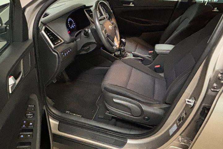 Beige Hyundai Tucson fra 2018