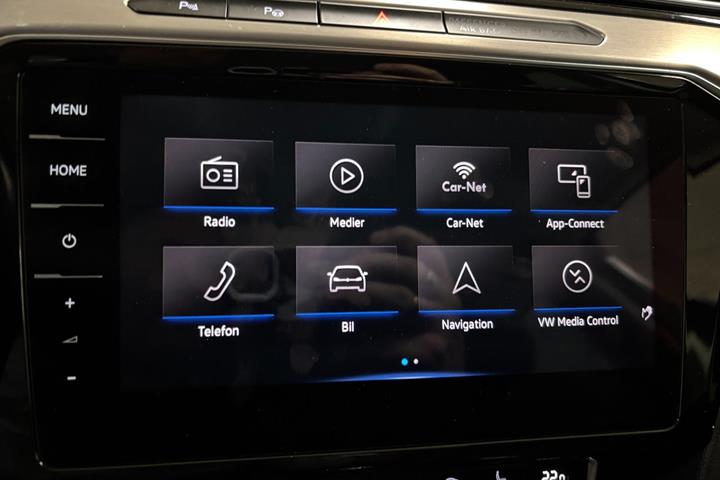 Grå VW Passat fra 2018