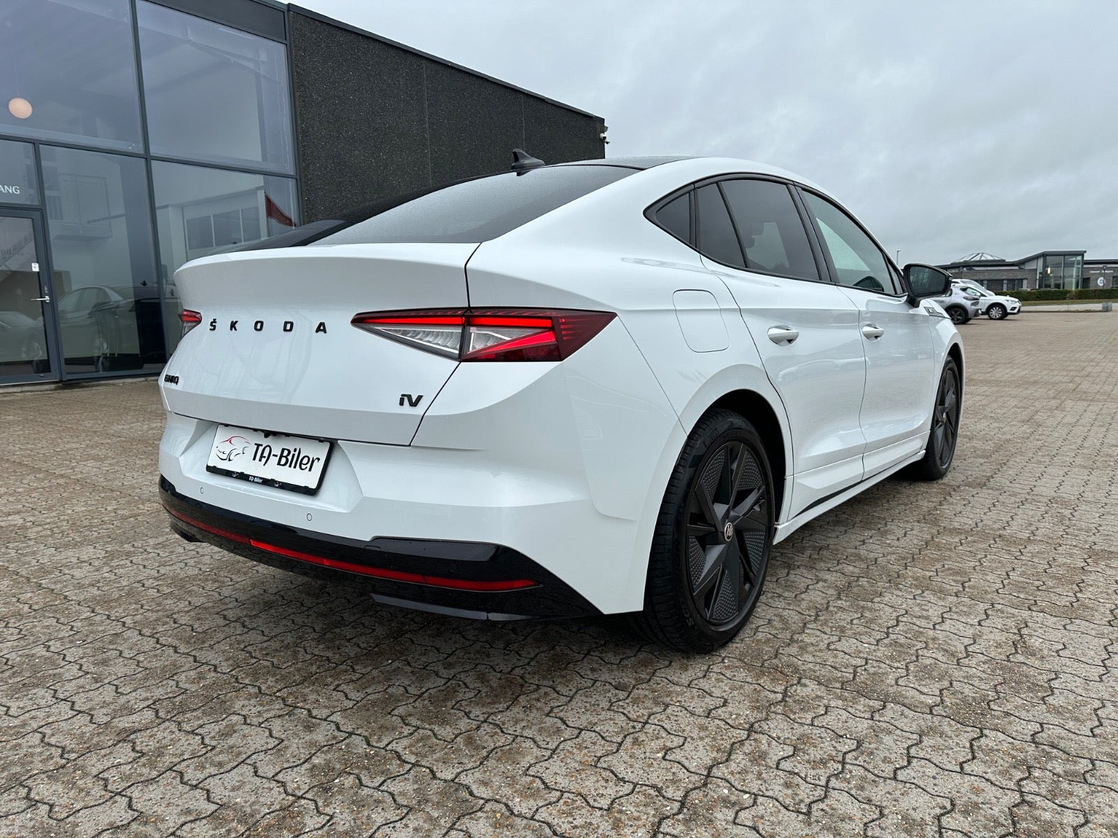undefined Skoda Enyaq fra 2023